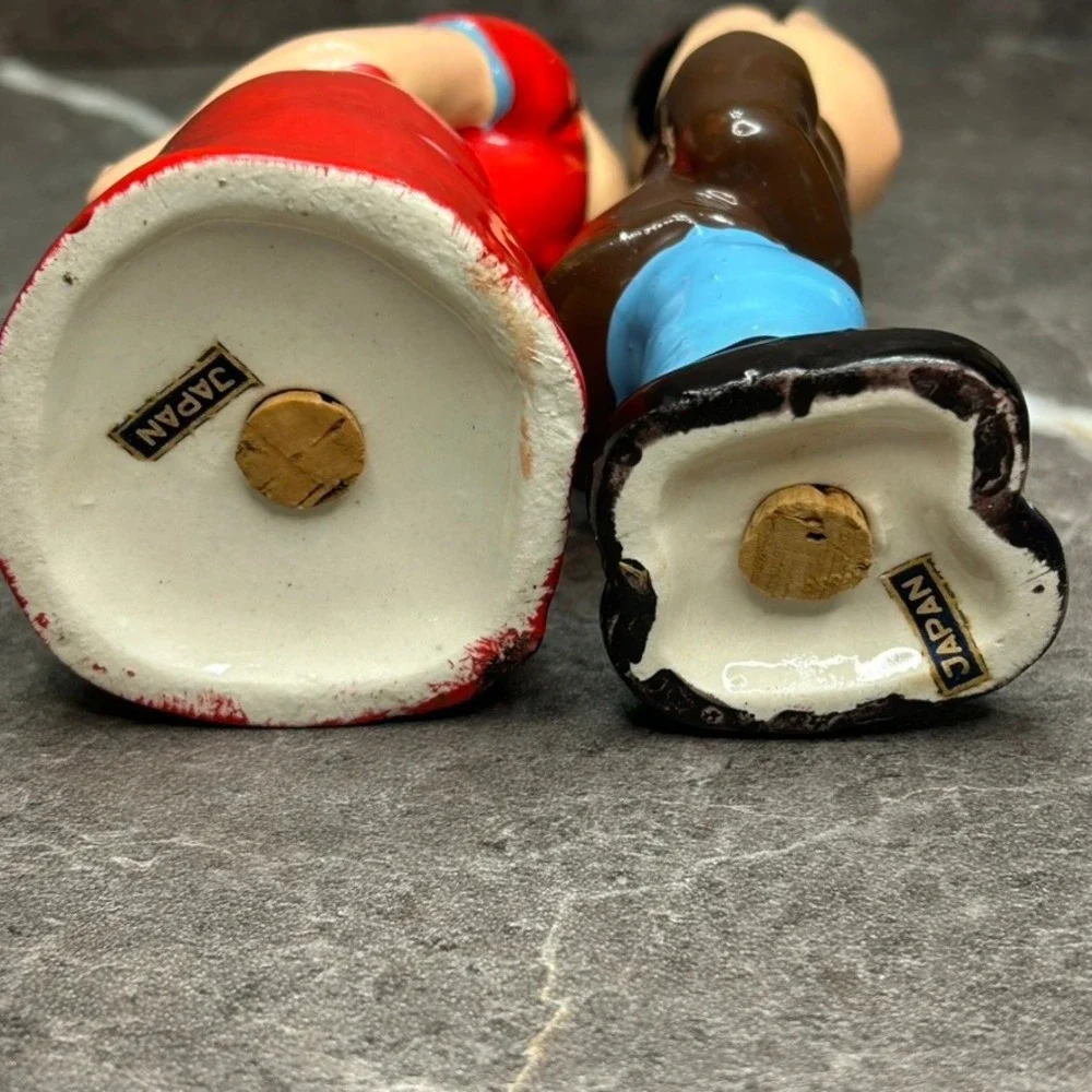 Vintage Kissing Couple Salt and Pepper Shakers Set Japan Ceramic Asian Novelty